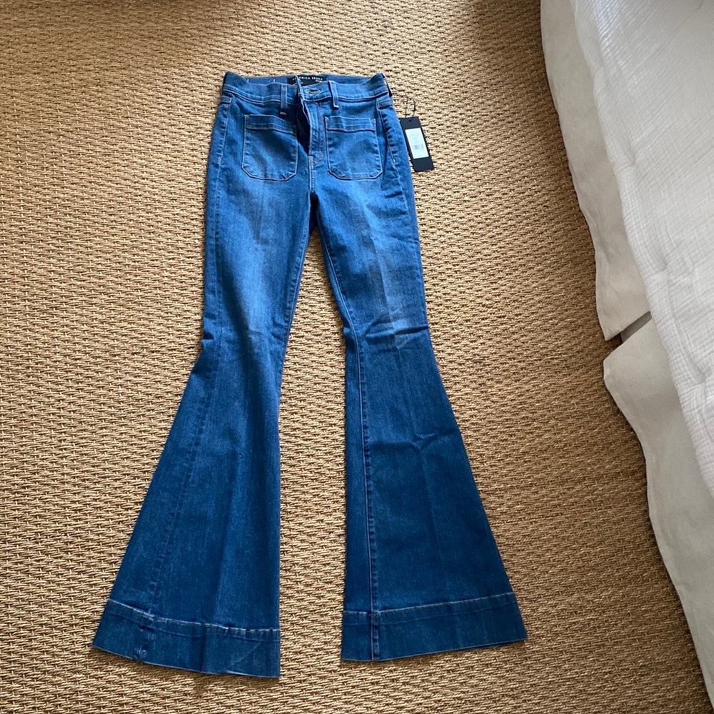 NWT Veronica beard. Sheridan Flare. Size 27